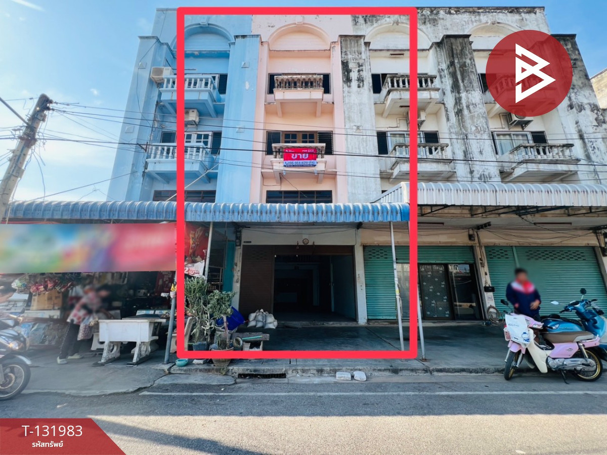 ขายอาคารพาณิชย์สมุทรสงคราม : ขายอาคารพาณิชย์ 3 ชั้นครึ่ง เนื้อที่ 21.5 ตร.วา ต.แม่กลอง สมุทรสงคราม ติดถนนหลัก ใกล้วัดปทุม