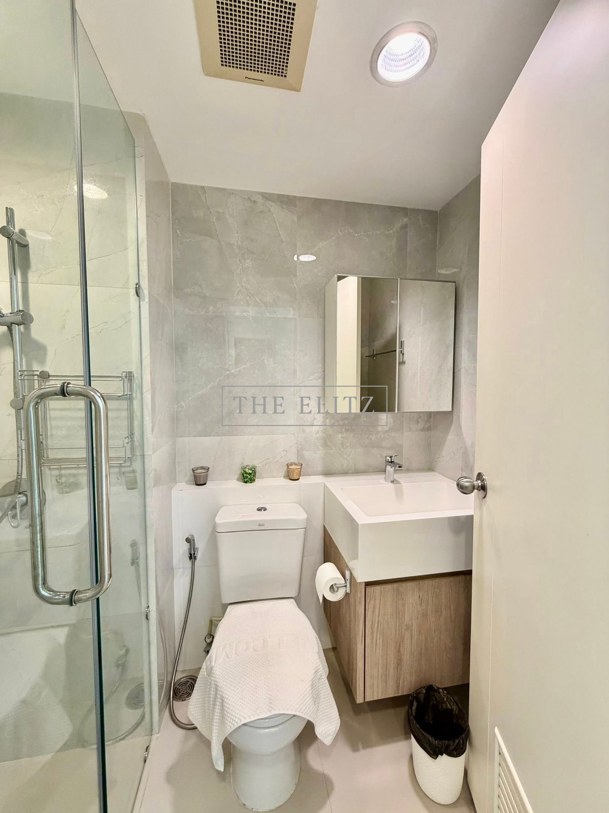 For RentCondoRamkhamhaeng, Hua Mak : ✨ Living in a Large Garden ✨ Fuse Mobius Ramkhamhaeng, experience a large green space in the heart of the city, airy rooms, beautiful views 💕