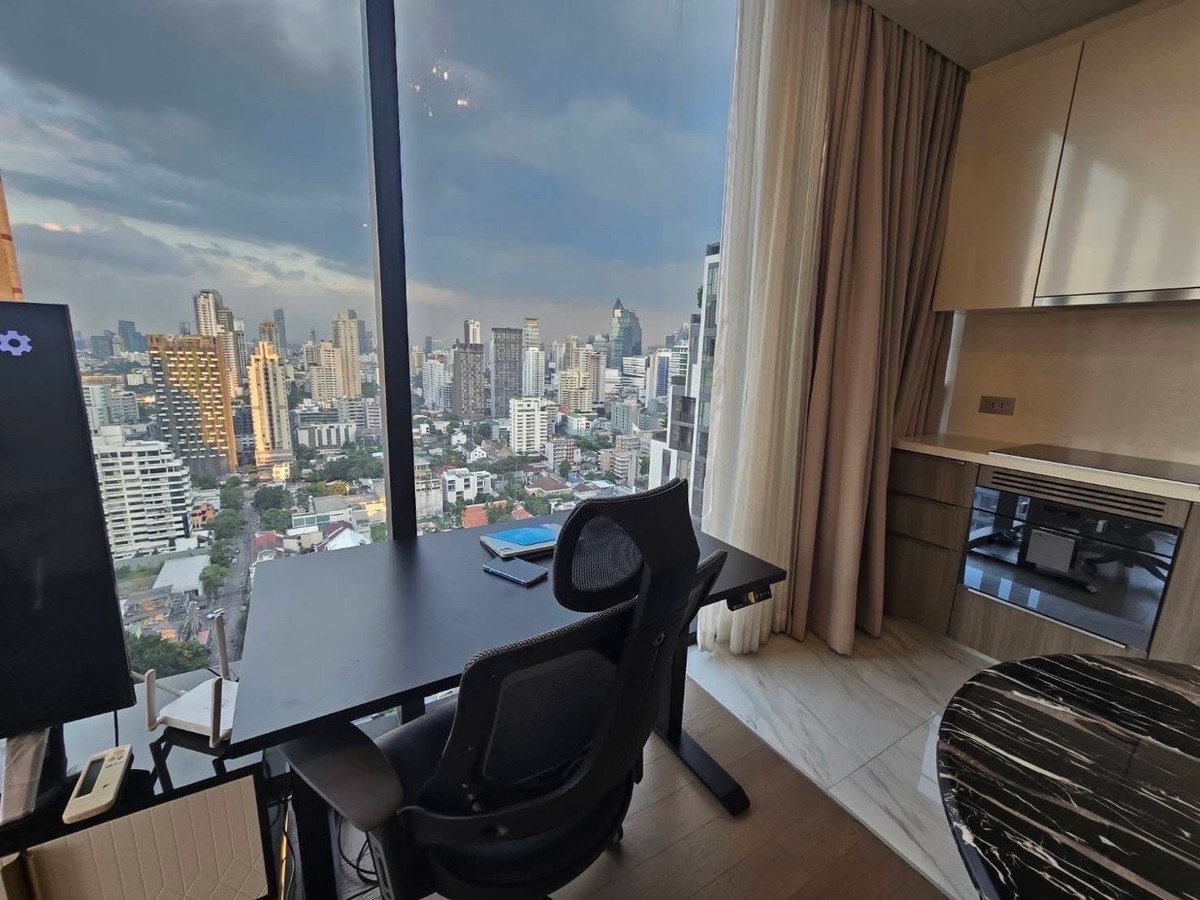 For RentCondoSukhumvit, Asoke, Thonglor : Celes Asoke- 0816037454