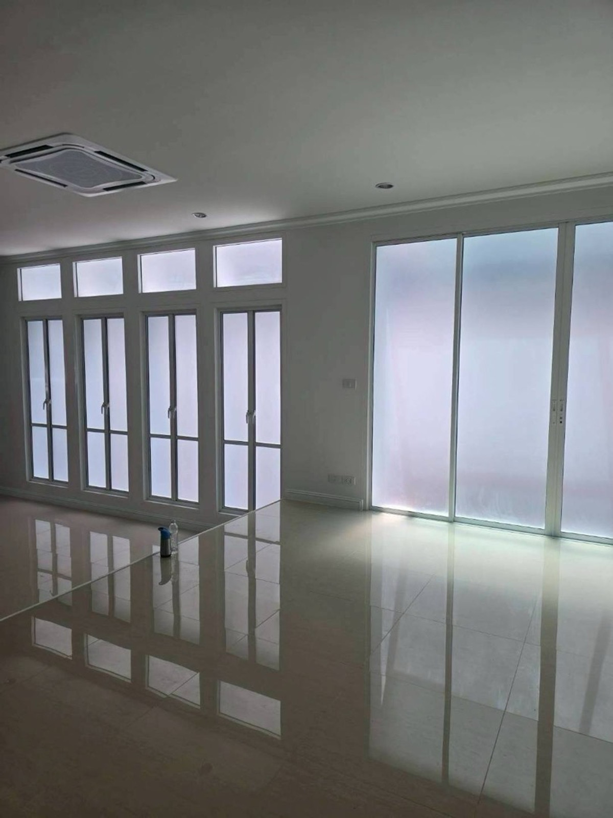 ให้เช่าโฮมออฟฟิศรัชดา ห้วยขวาง : 🌟บ้านหมู่บ้านเกศินีวิลล์ ถ.ประชาอุทิศ ห้วยขวาง ติดกับโรงเรียนนานาชาติKIS รีโนเวทใหม่ ให้เช่า🌟