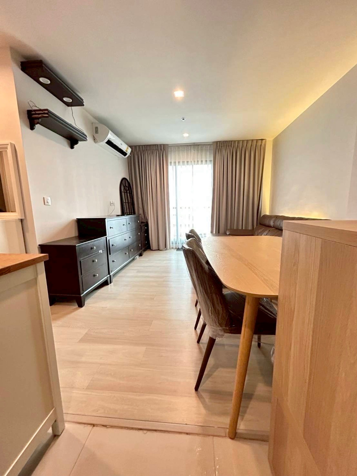 ให้เช่าคอนโดวิทยุ ชิดลม หลังสวน : Life One Wireless, 55,000baht, 2bedroom, BTS Ploenchit, BTS Chidlom, near Witthayu, Chidlom, Ploenchit, Sukhumvit, Rama9, Ratchada, Sathorn, Silom, Chula, Siam, CentralWorld, Central Embassy, ​​Central Chidlom, Bumrungrad, Mater Dei, Park Venture Lang Sua