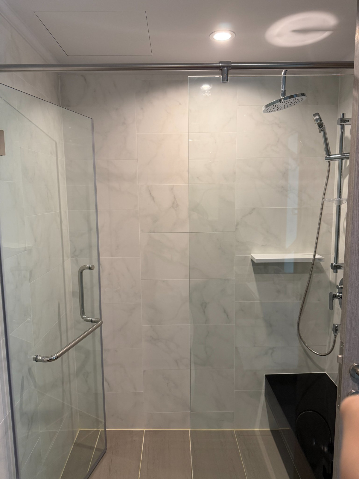 ให้เช่าคอนโดสุขุมวิท อโศก ทองหล่อ : PFD-07946 ให้เช่า Supalai Oriental Sukhumvit 39 ใกล้ BTS พร้อมพงษ์ 1 นอน 46 ตรม. ชั้น 18 ตึก A