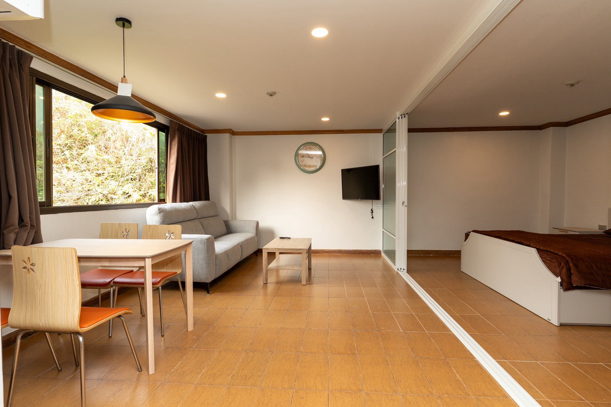 For RentWitthayu, Chidlom, Langsuan, Ploenchit : Apartment for rent, 2 bedrooms, Witthayu area, can raise pets for only 20K / month 🐕✨