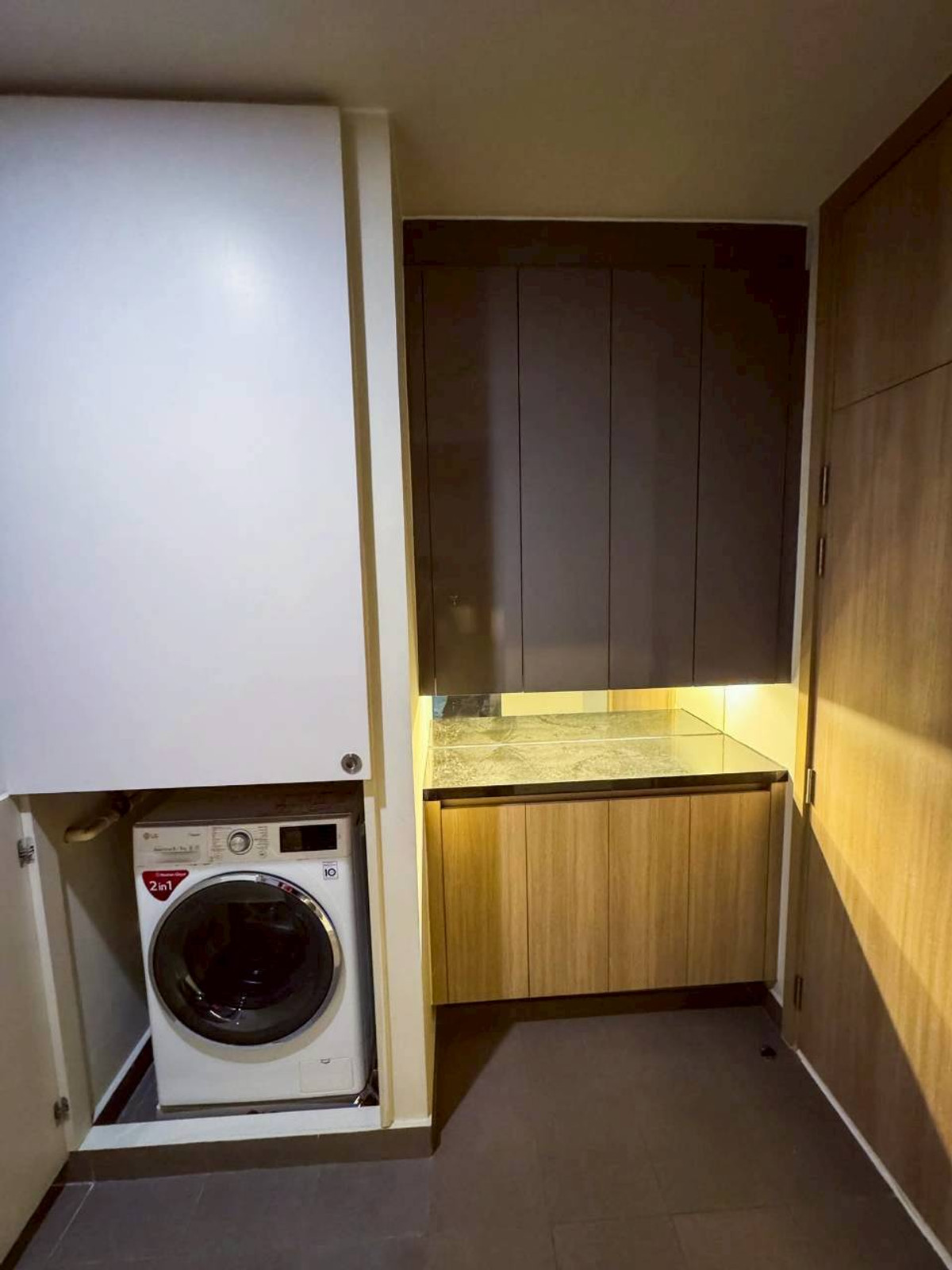 ให้เช่าคอนโดวิทยุ ชิดลม หลังสวน : ✅ NBP152 ✅ Line : @p2nproperty