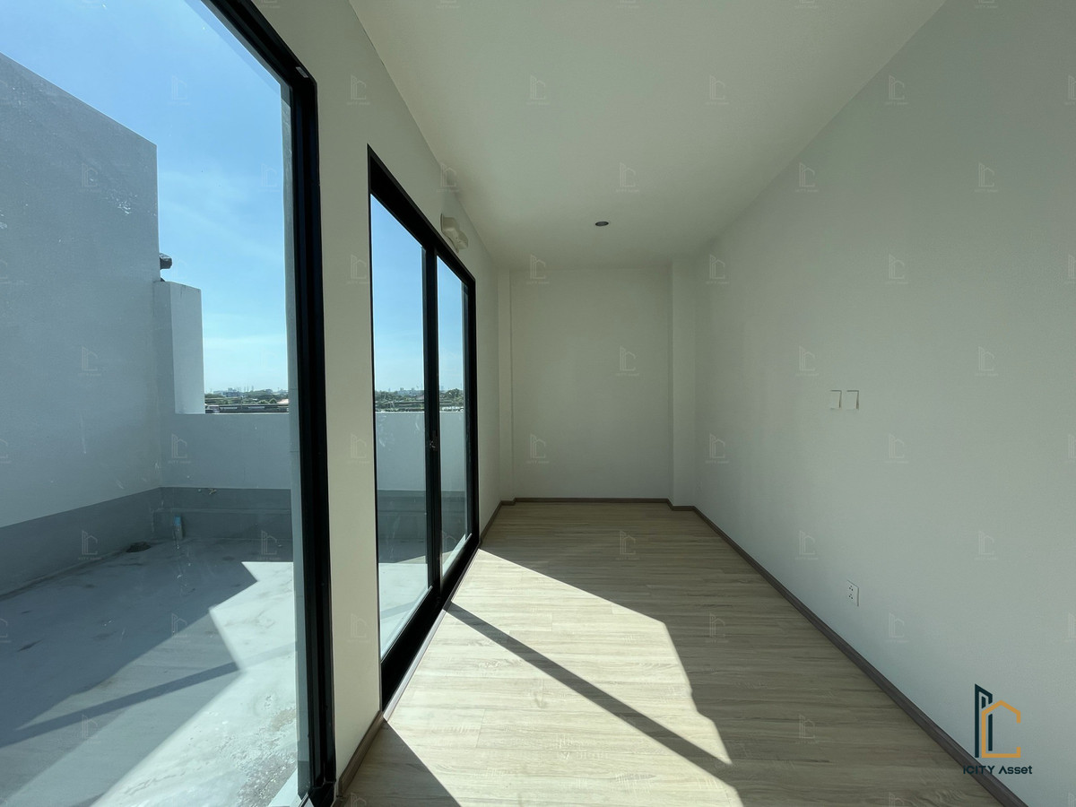 For SaleTownhomePattanakan, Srinakarin : 🔥🔥Best price!! 3b4b 9.5mb - Nirvana Define Krungthep Kreetha 📞Call 090 919 9898