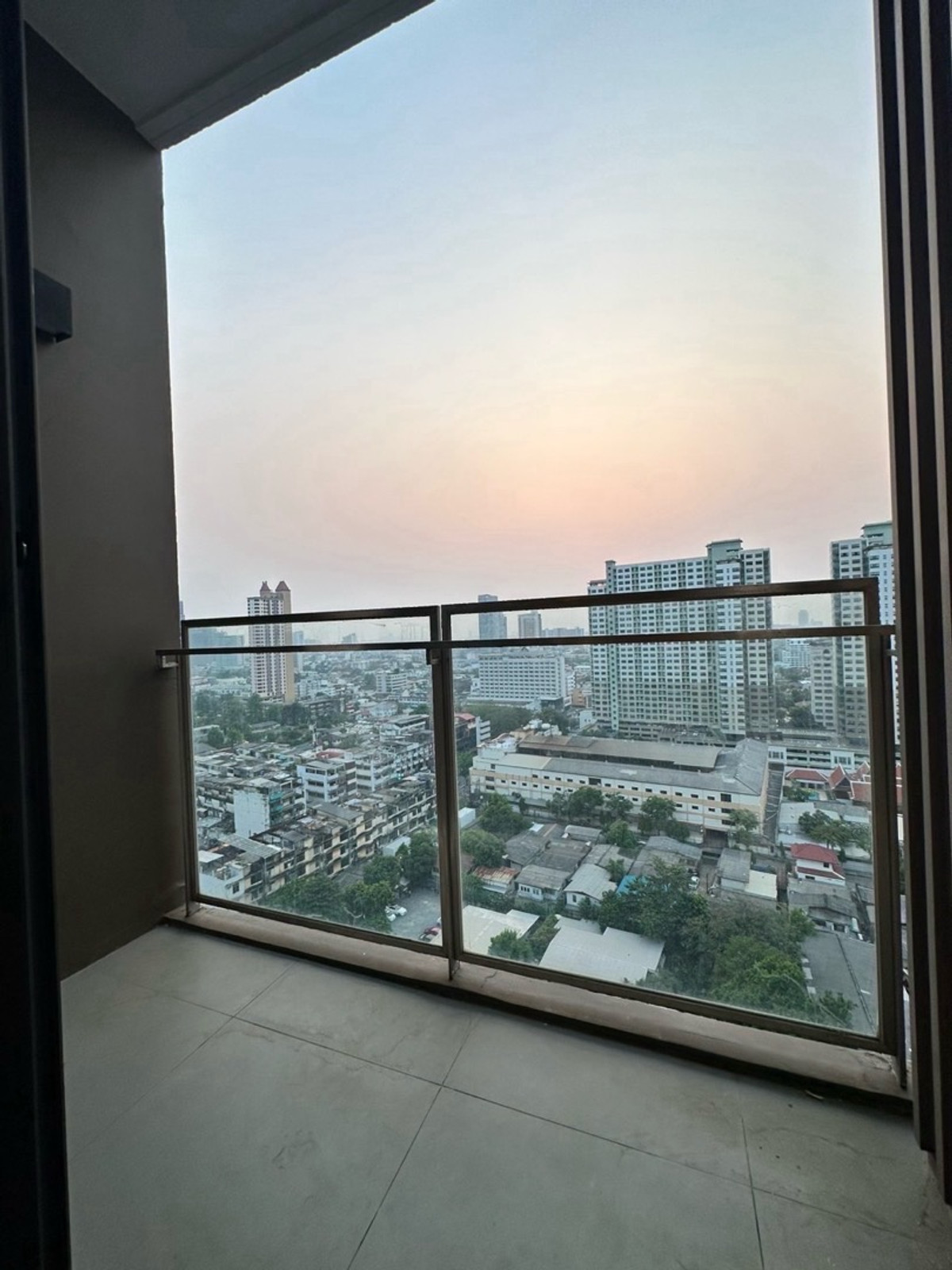 For SaleCondoSapankwai,Jatujak : The Line Phahol - Pradipat. for sale. 0816037454