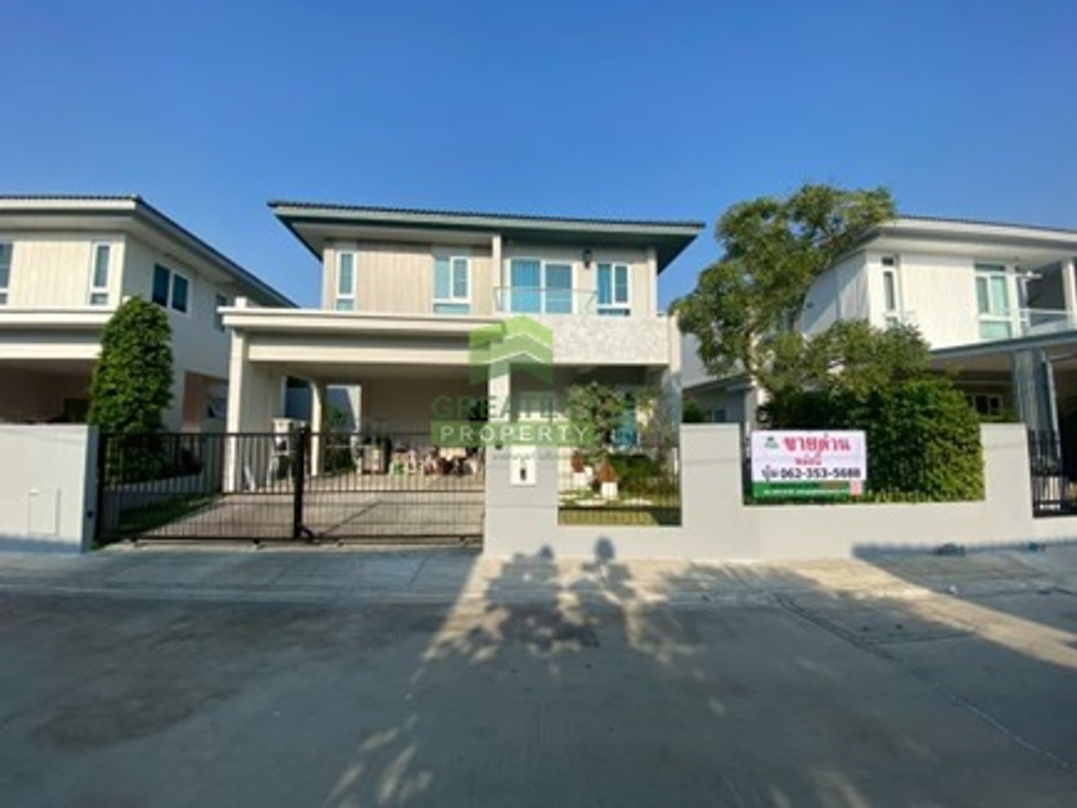 For SaleHousePattanakan, Srinakarin : Single house for sale, Inizio Srinakarin Village, Inizio Srinakarin, area 50.60 sq m, beautifully decorated, fully furnished, good location, close to the expressway and BTS.