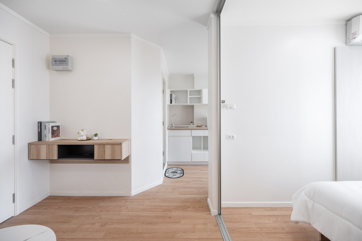 For SaleCondoBang Sue, Wong Sawang, Tao Pun : Condo near the BTS, only 5 minutes! Complete facilities Plus lots of furniture so you can just carry your bags and move in! Lumpini Ville Prachachuen-Phongphet 2