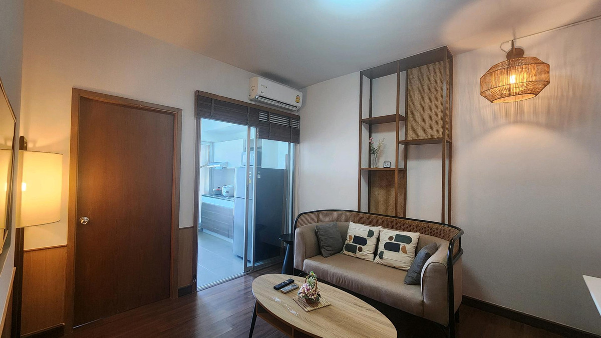 ให้เช่าคอนโดเชียงใหม่ : Supalai Monte 2 | ให้เช่า 1 ห้องนอน ไซต์ใหญ่ วิวสวย เห็นภูเขา และห้องมีโต๊ะทำงาน เอาฟูกมาใส่เพิ่มได้ สะดวกสะบาย เดินถึงเซ็นทรัล เฟส เชียงใหม่