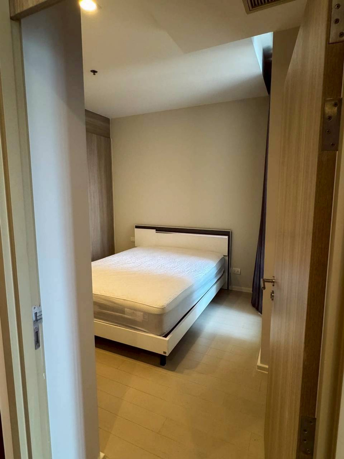 ให้เช่าคอนโดวิทยุ ชิดลม หลังสวน : ✅ NBP152 ✅ Line : @p2nproperty