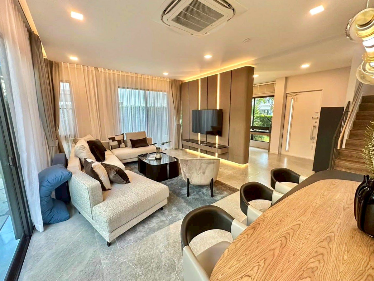 ให้เช่าบ้านสมุทรปราการ สำโรง : ให้เช่าบ้านเดี่ยว Mantana Bangna Km.15 แบบ Premier ติดสโมสร พร้อมอยู่ Please call: 062-496-6454