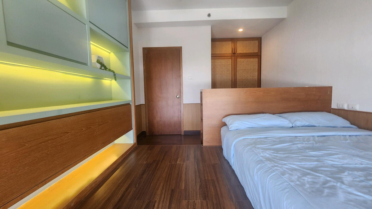 ให้เช่าคอนโดเชียงใหม่ : Supalai Monte 2 | ให้เช่า 1 ห้องนอน ไซต์ใหญ่ วิวสวย เห็นภูเขา และห้องมีโต๊ะทำงาน เอาฟูกมาใส่เพิ่มได้ สะดวกสะบาย เดินถึงเซ็นทรัล เฟส เชียงใหม่