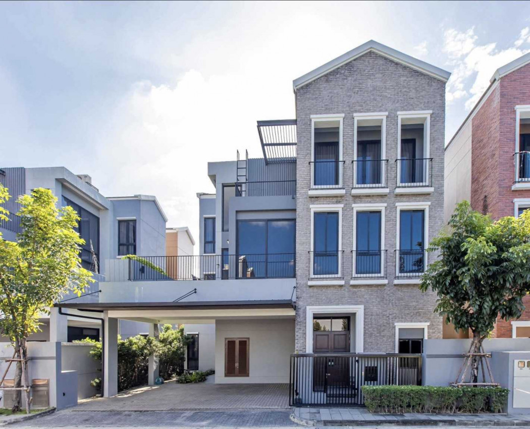 For RentHouseLadprao101, Happy Land, The Mall Bang Kapi : Single house for rent, Artel Ekkamai-Ramintra, 390 sq m, 55 sq wah, near The Walk Kaset-Nawamin.