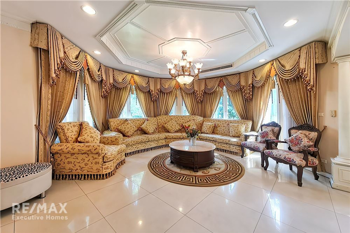 ขายบ้านลาดกระบัง สุวรรณภูมิ : ขายด่วน! บ้านพร้อมที่ดินใหญ่ 181 ตร.ว. ใกล้สวนหลวง ร.9 เพียง 2.5กม.