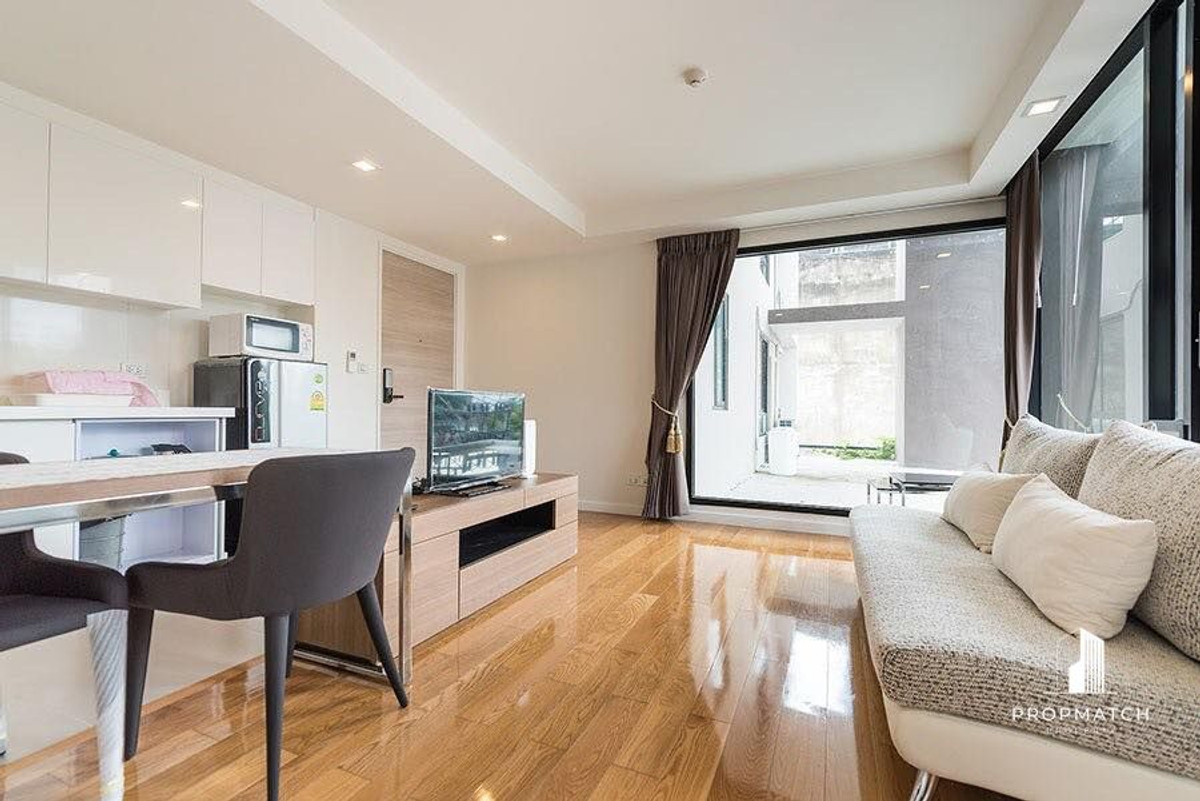 For RentCondoSilom, Saladaeng, Bangrak : ✨Flash Deal ✨Condolette Light Convent (1Bed 1Bath 47.3SQM.) Ready to move in! Only 25,000 baht per month Tel.0981315848 @propmatch