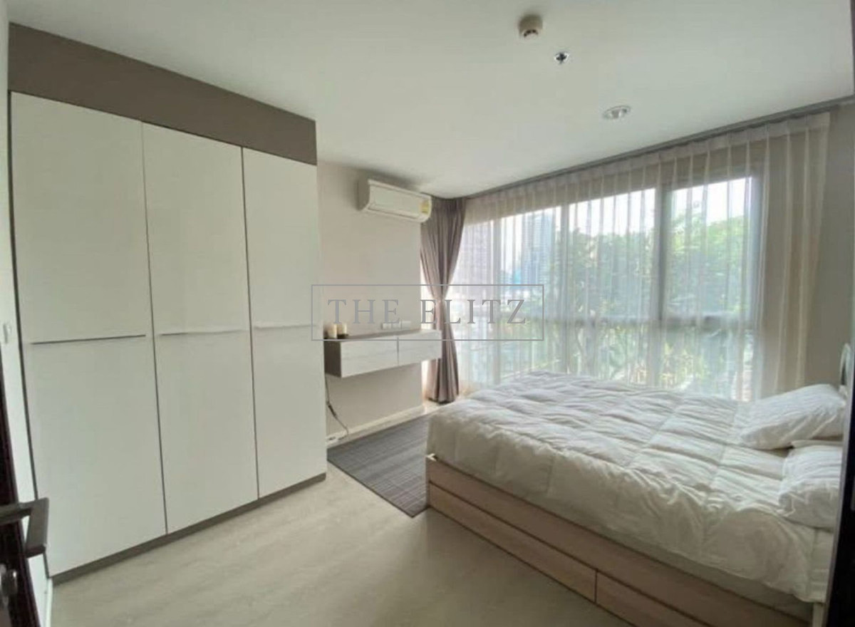 For SaleCondoSathorn, Narathiwat : ✨The best of Exclusive ✨Corner room RHYTHM Sathorn-Narathiwat The wall isnt attached to anyone (on one side). Stay comfortable like being at home. 🎉