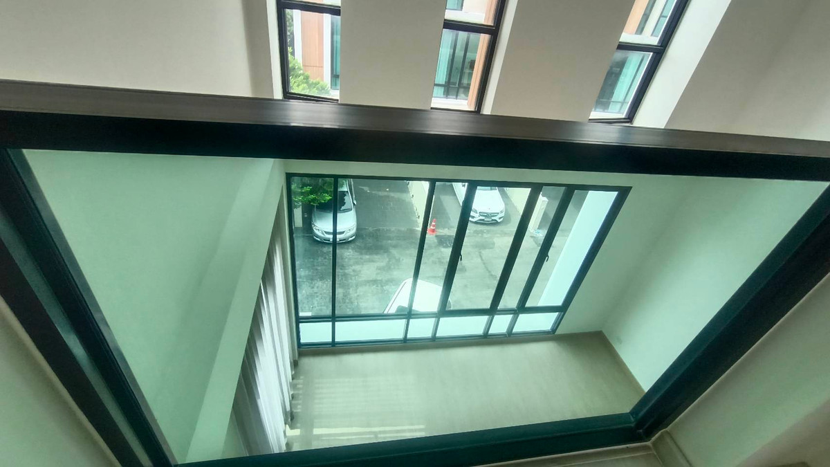 ขายทาวน์โฮมรัชดา ห้วยขวาง : ✨ขายทาวน์เฮาส์3.5ชั้นราคาพิเศษยูนิตสุดท้ายย่านรัชดา32 3ห้องนอน แปลงมุม มีความเป็นส่วนตัว ใกล้รถไฟฟ้า เดินทางสะดวก