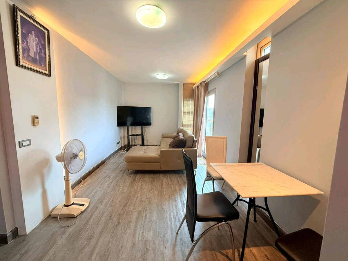 For RentCondoChaengwatana, Muangthong : 📣 Condo for rent, Victoria Lake View Muang Thong, Building 1 🏢 Very good location 🤩 Close to amenities ✨️ 2 bedrooms, fully furnished ✅️ Only 10,000/month 🔥