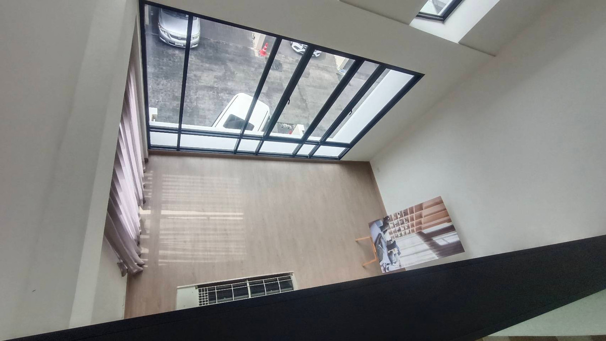 ขายทาวน์โฮมรัชดา ห้วยขวาง : ✨ขายทาวน์เฮาส์3.5ชั้นราคาพิเศษยูนิตสุดท้ายย่านรัชดา32 3ห้องนอน แปลงมุม มีความเป็นส่วนตัว ใกล้รถไฟฟ้า เดินทางสะดวก