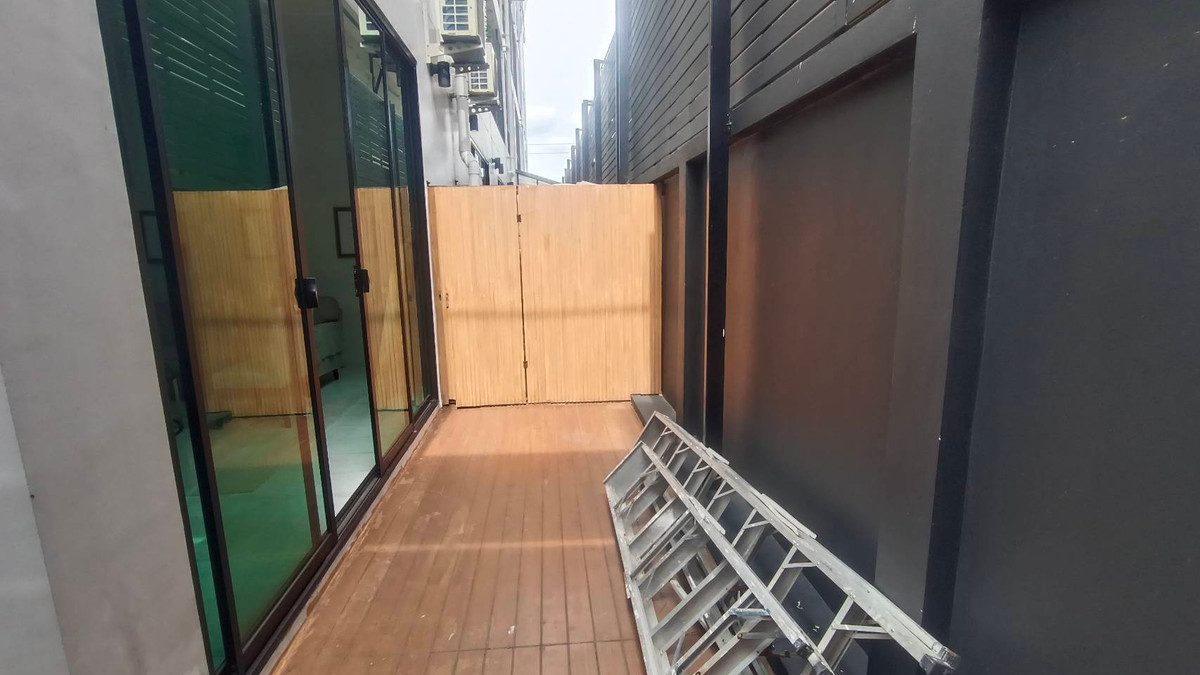 ขายทาวน์โฮมรัชดา ห้วยขวาง : ✨ขายทาวน์เฮาส์3.5ชั้นราคาพิเศษยูนิตสุดท้ายย่านรัชดา32 3ห้องนอน แปลงมุม มีความเป็นส่วนตัว ใกล้รถไฟฟ้า เดินทางสะดวก