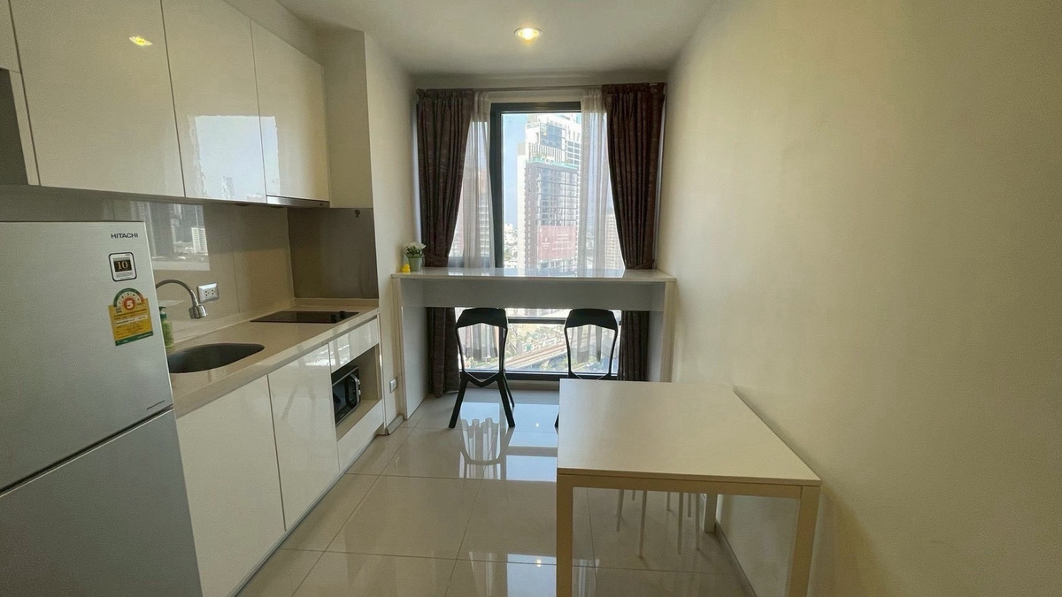 For SaleCondoSukhumvit, Asoke, Thonglor : Owner Post Condo for sale, price below market Near BTS Ekkamai 
 Rhythm Sukhumvit 42 (Rhythm Sukhumvit 42