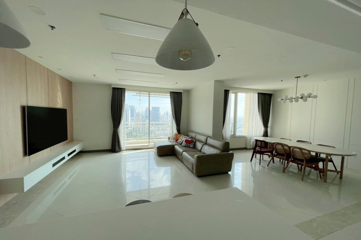 CondoSathorn, Narathiwat : 🔥 For Sale - Rent !! Wide living room, rare item !! 🔥 Code C20260200002..........The Empire Place, 3 bedroom, 4 bathroom, high floor 29++, furnished, ready to move in, Special Deal!!📣📣