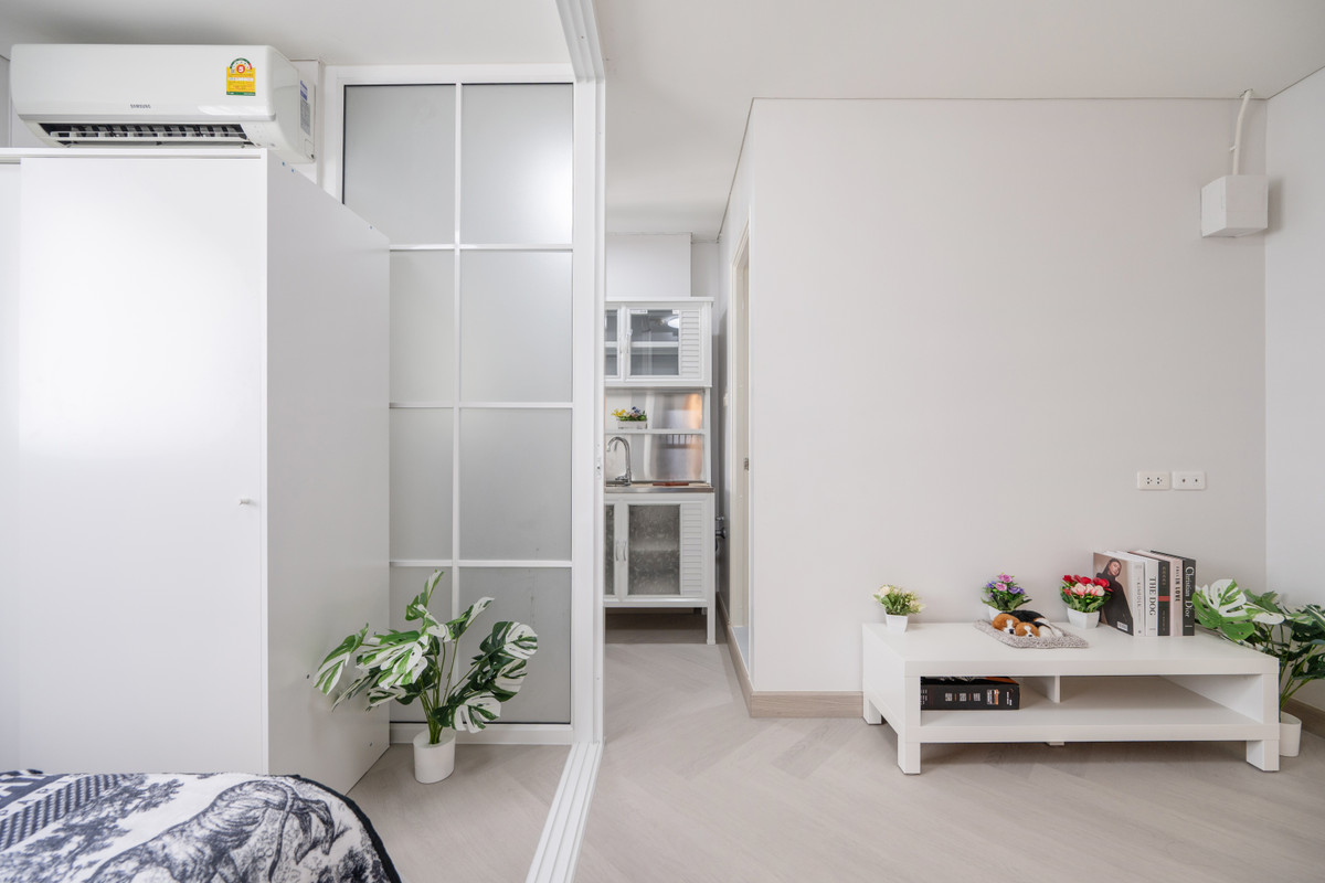 For SaleCondoLadkrabang, Suwannaphum Airport : Monthly installments starting at only 4000 baht/month, Lumpini Condo Town. Romklao-Suvarnabhumi Condo ready to move in Pack your clothes and move in now!!!