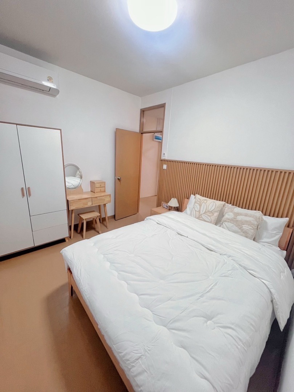 ให้เช่าทาวน์โฮมรัชดา ห้วยขวาง : 💕Huai Khwang Houseบ้านเช่าห้วยขวาง 5ห้องนอน3ห้องน้ำ รัชดา18 ใกล้MRTห้วยขวาง แอร์ทุกห้องรีโนเวทใหม่ 💕 ว่างพร้อมอยู่✨