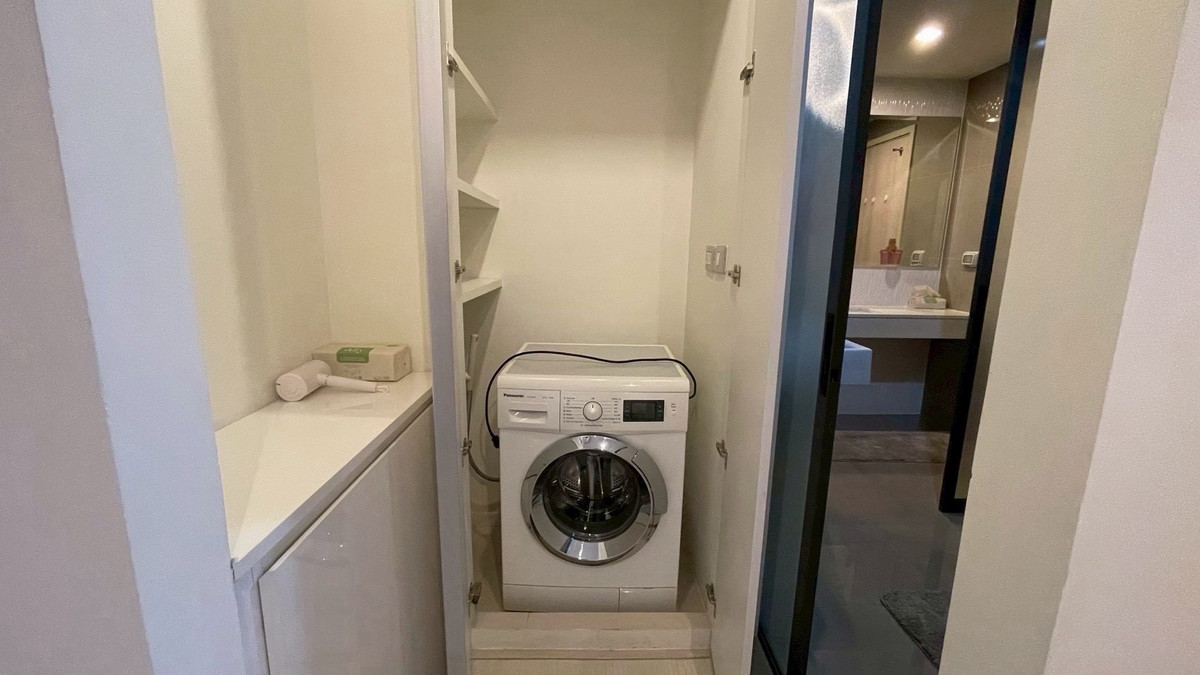 For SaleCondoSukhumvit, Asoke, Thonglor : Owner Post Condo for sale, price below market Near BTS Ekkamai 
 Rhythm Sukhumvit 42 (Rhythm Sukhumvit 42