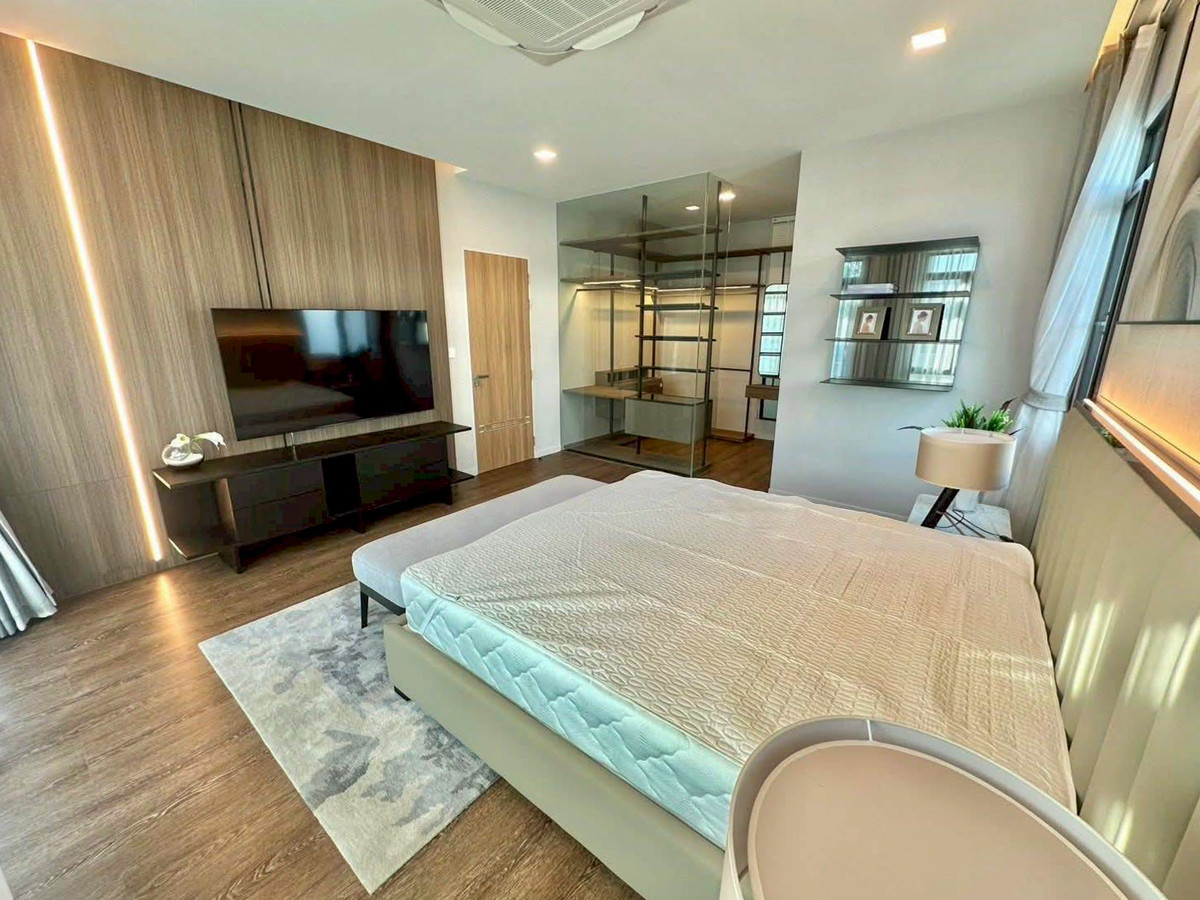 ให้เช่าบ้านสมุทรปราการ สำโรง : ให้เช่าบ้านเดี่ยว Mantana Bangna Km.15 แบบ Premier ติดสโมสร พร้อมอยู่ Please call: 062-496-6454