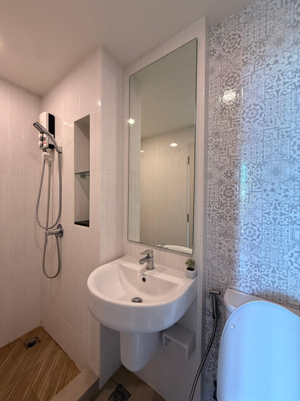 ให้เช่าคอนโดนวมินทร์ รามอินทรา : ให้เช่าคอนโด เดอะคิวบ์ สเตชั่น รามอินทรา 109 ห้องใหญ่ พร้อมเครื่องใช้ไฟฟ้าเฟอร์นิเจอร์