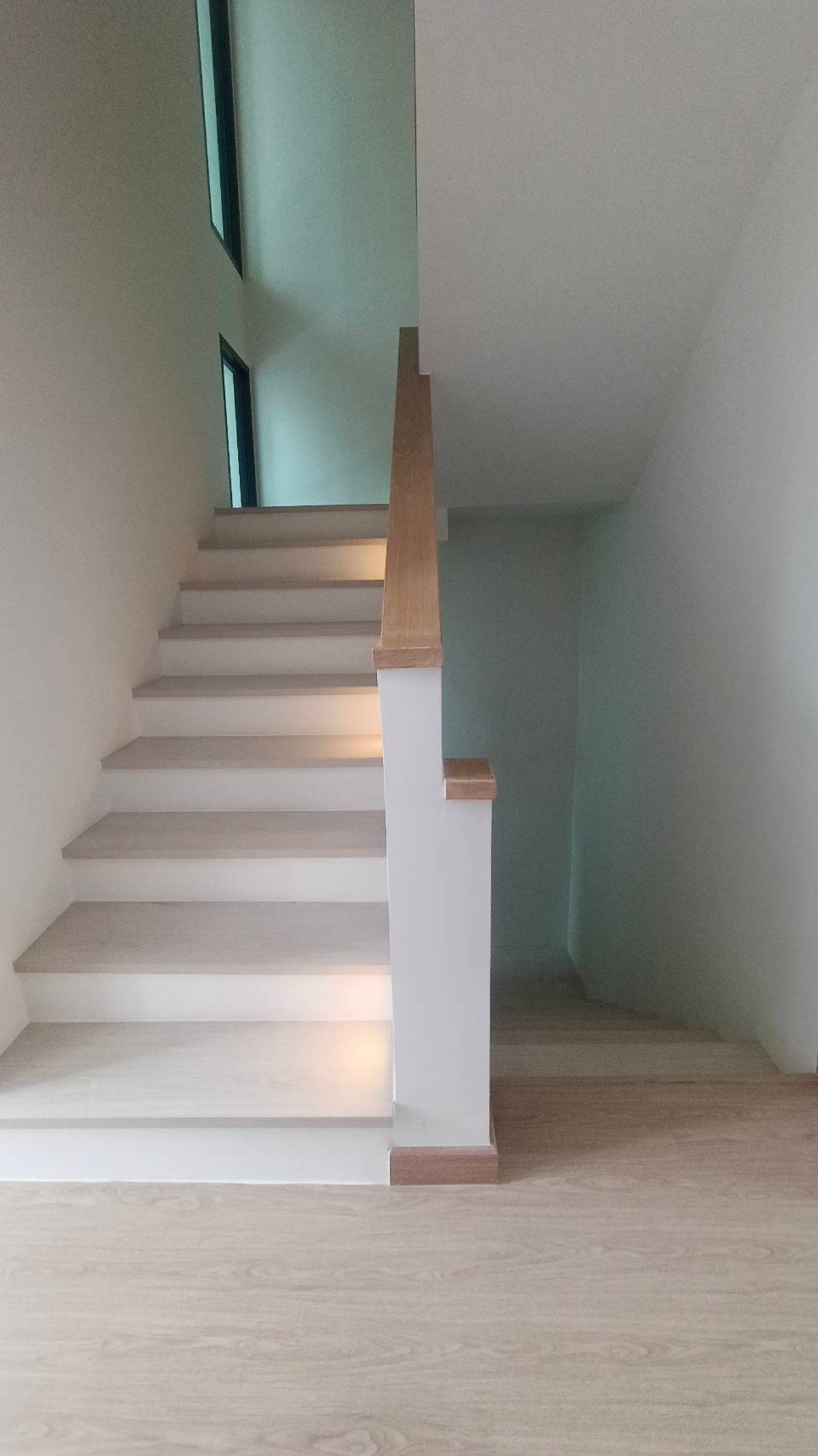 ขายทาวน์โฮมรัชดา ห้วยขวาง : ✨ขายทาวน์เฮาส์3.5ชั้นราคาพิเศษยูนิตสุดท้ายย่านรัชดา32 3ห้องนอน แปลงมุม มีความเป็นส่วนตัว ใกล้รถไฟฟ้า เดินทางสะดวก