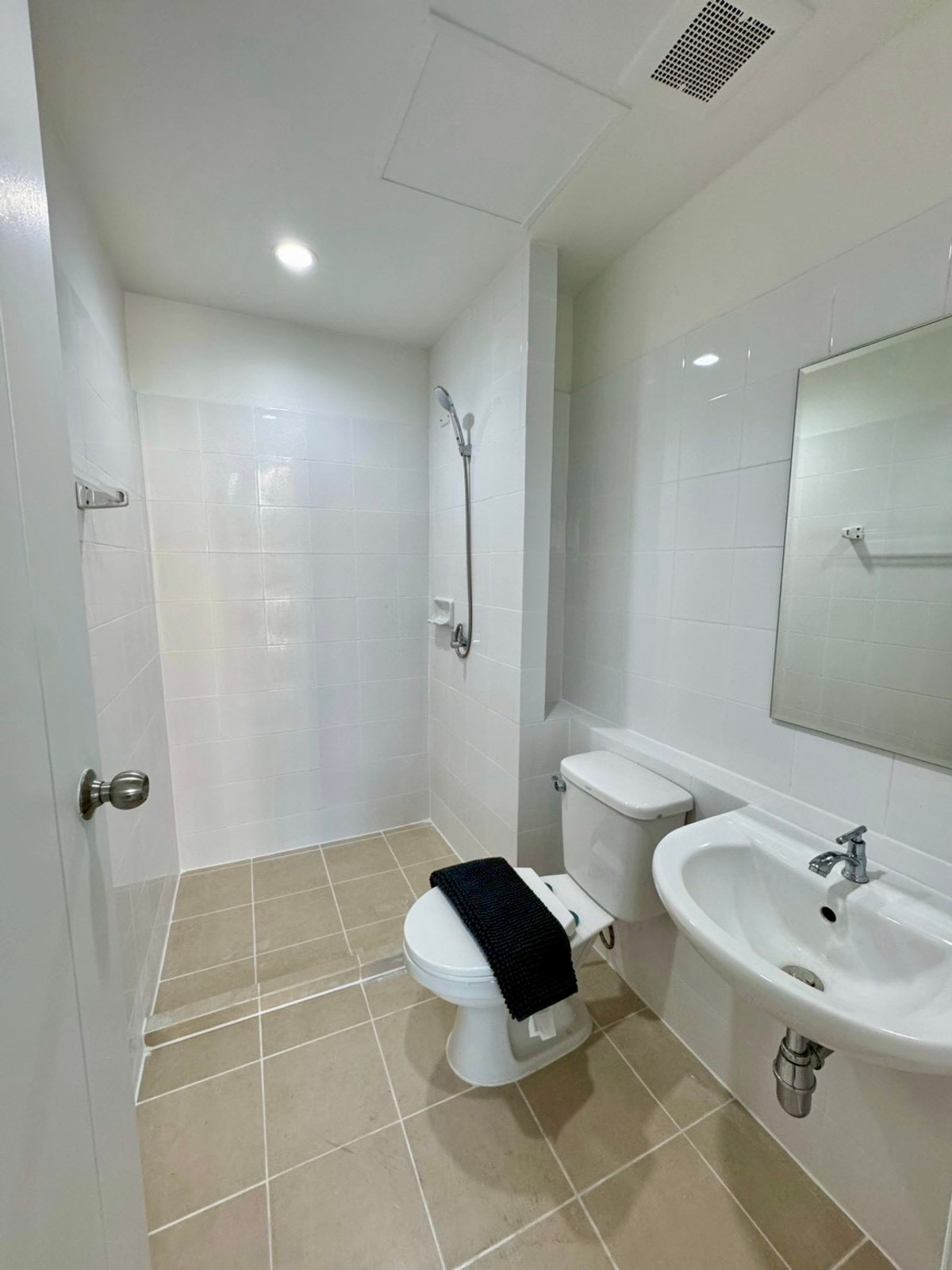 ขายคอนโดโชคชัย4 ลาดพร้าว71 : บี ยู โชคชัย 4 [BE YOU CHOKCHAI 4] ลาดพร้าว 71 นาคนิวาส ใกล้ MRT โชคชัย 4 