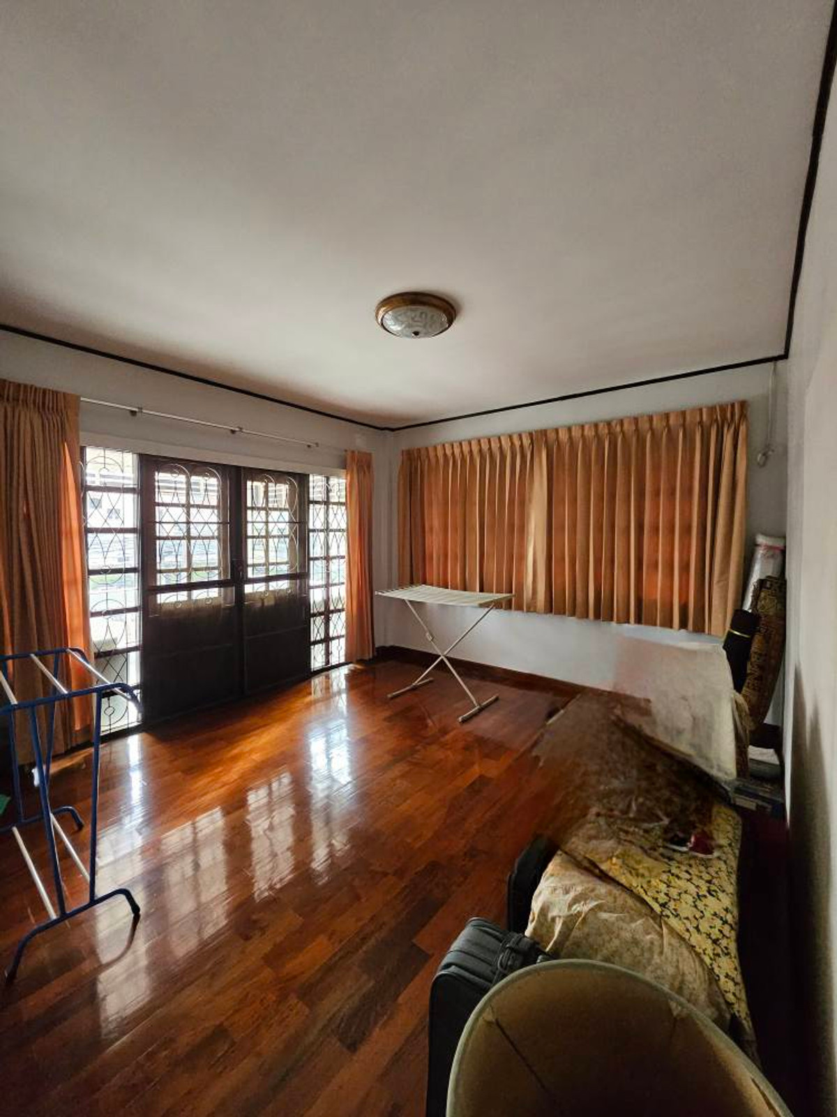 ขายบ้านลาดพร้าว เซ็นทรัลลาดพร้าว : ราคาพิเศษ!! บ้านเดี่ยวทำเลทอง ลาดพร้าว ซ.1 ใกล้ยูเนี่ยนมอลล์ เดินถึงรถไฟฟ้า เข้าออกได้หลายทาง