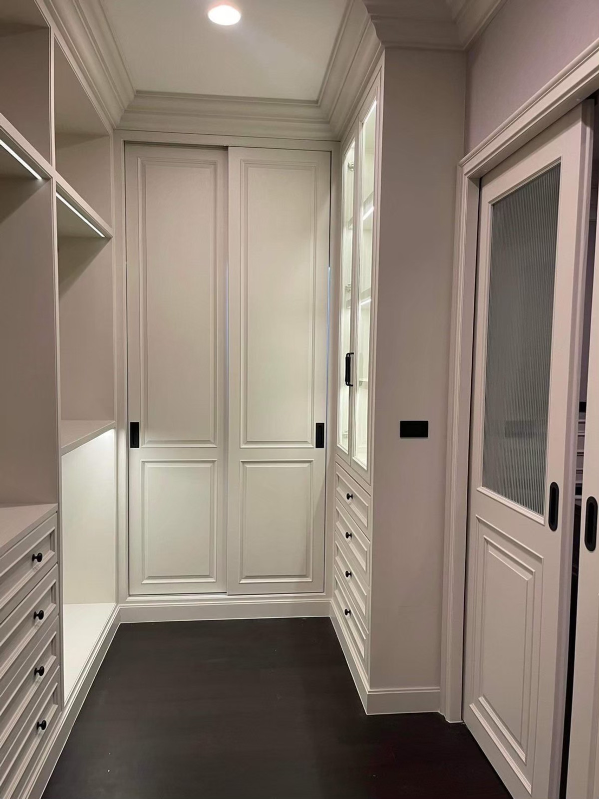 ขายบ้านพัฒนาการ ศรีนครินทร์ : ขายบ้านหรู โครงการ Setthasiri Krungthep Kreetha 2 (เศรษฐสิริ กรุงเทพกรีฑา 2) แปลงมุม ไซส์ใหญ่ ด้านหน้าไม่ติดใคร  บ้านเดี่ยว 2 ชั้น ขนาดที่ดิน 105 ตารางวา พื้นที่ใช้สอย 404 ตารางเมตร