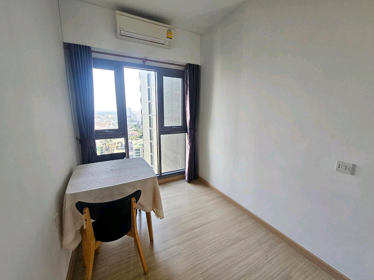 For RentCondoOnnut, Udomsuk : Beautiful room, cheap for rent, new washing machine, new sofa, 2 bedrooms, 1 bathroom for rent, Whizdom Connect Sukhumvit.