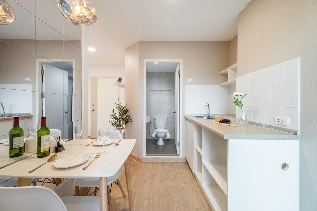 ขายคอนโดบางแค เพชรเกษม : 🚨ขาย! คอนโดลุมพินี พาร์ค เพชรเกษม 98 ชั้น2 เหมือนอยู่บ้าน ขึ้นลงสบาย มีให้เลือกชมถึง 2 ห้องสวย เฟอร์ใหม่ ห้องใหม่ วิวดี พร้อมอยู่ 