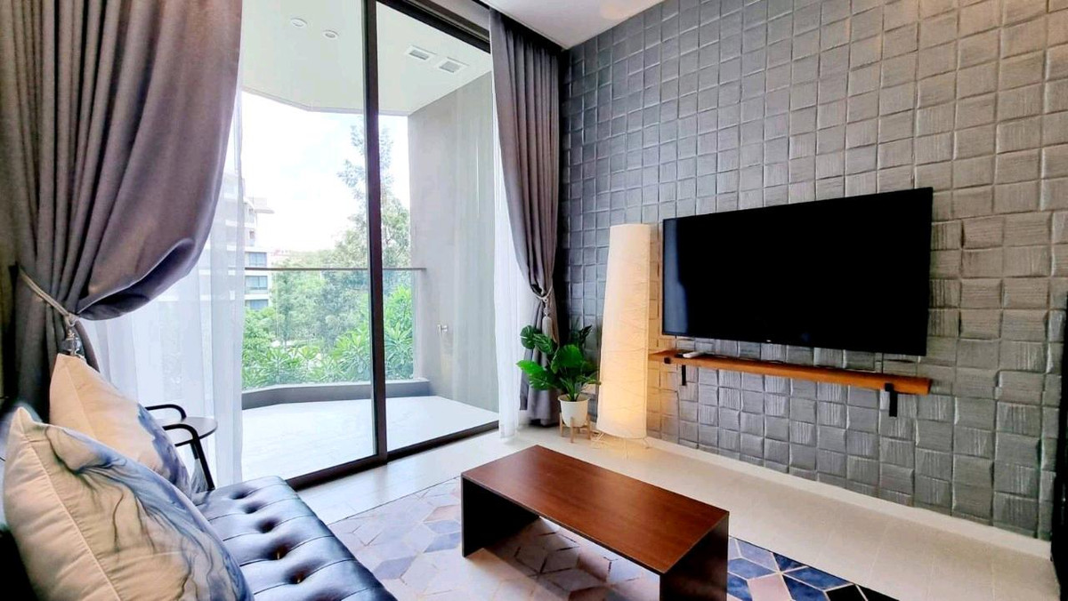 คอนโดหัวหิน ประจวบคีรีขันธ์ : คอนโดติดทะเล 
บริหารแบบเรสซิเดนซ์ ระดับ 5 ดาว

ห้อง 1 ห้องนอน หัวมุม ชั้น 3
วิวสระว่ายน้ำยาว 45 เมตร