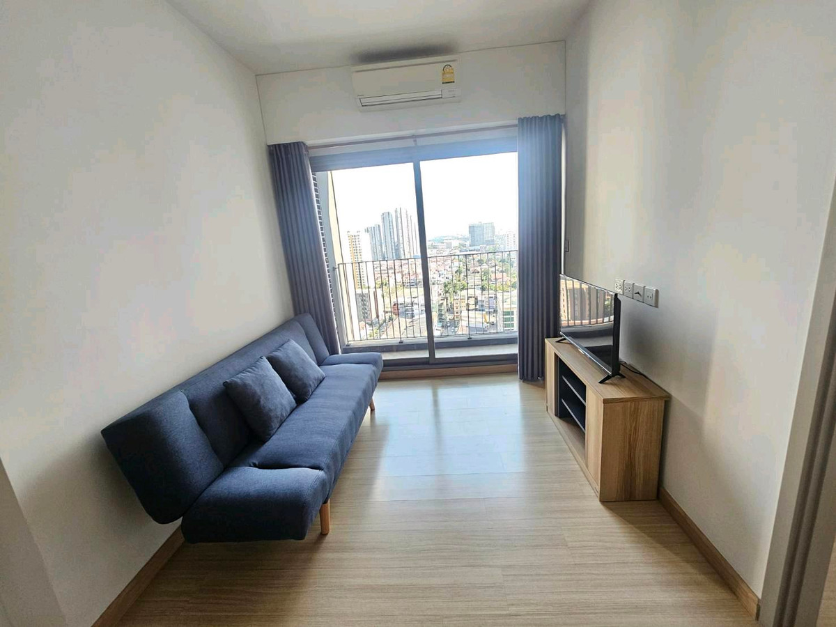 For RentCondoOnnut, Udomsuk : Beautiful room, cheap for rent, new washing machine, new sofa, 2 bedrooms, 1 bathroom for rent, Whizdom Connect Sukhumvit.