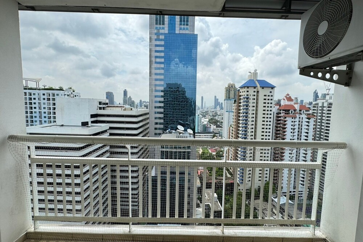 CondoSukhumvit, Asoke, Thonglor : 🔥 For Sale - Rent !! Big balcony, There is a bathtub !! 🔥 Code C20230110950..........Grand Park View Asoke, 1 bedroom, 1 bathroom, high floor 26++, furnished, ready to move in, Special Deal!!📣📣
