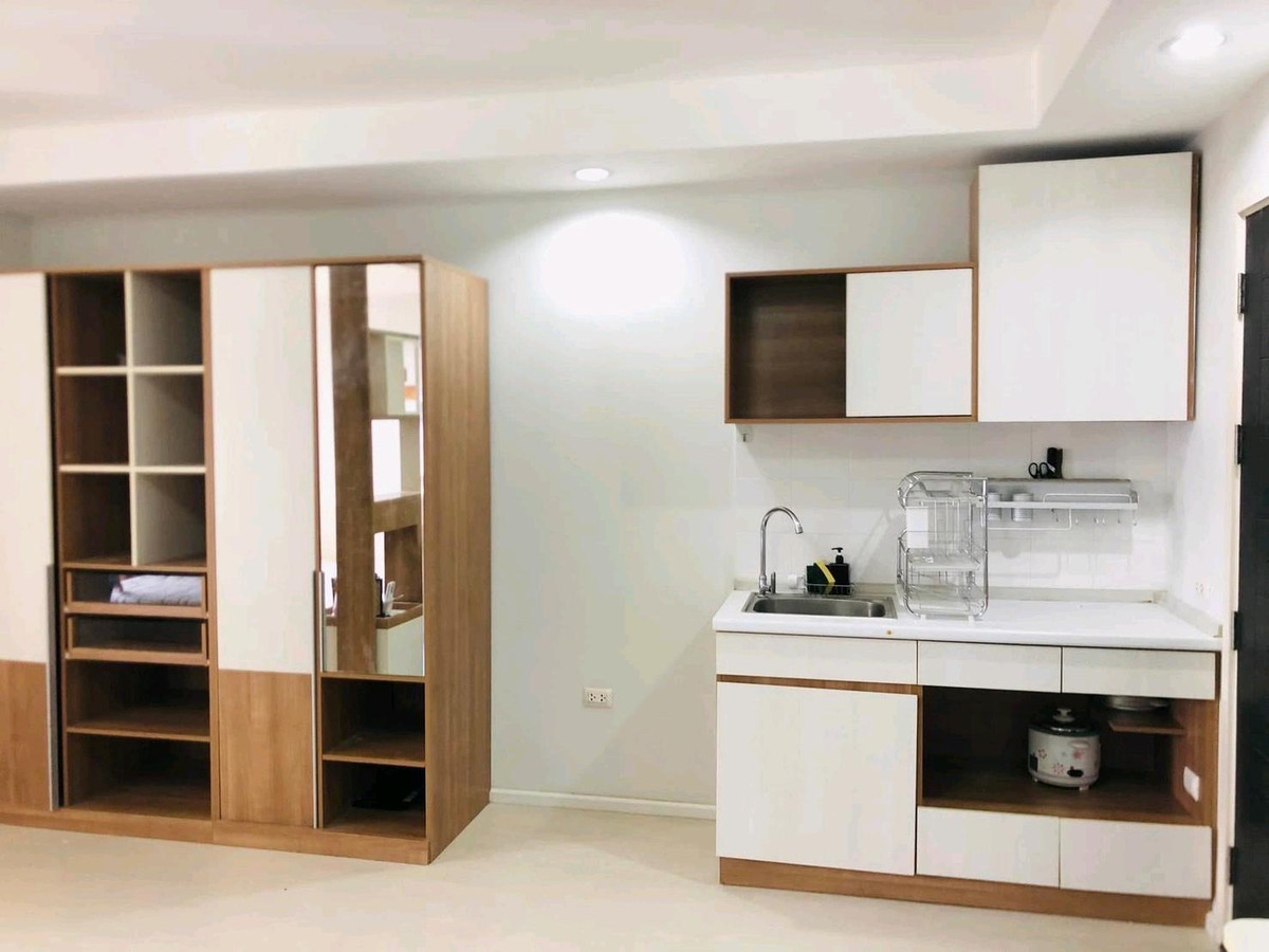 For RentCondoOnnut, Udomsuk : ✨️️For rent✨️ the Log3 Sukhumvit 101/1 
 🧸.Room size 28 square meters.💗 Studio room, 1 bathroom, 8th floor, price 7,000 baht (ready to move in)
