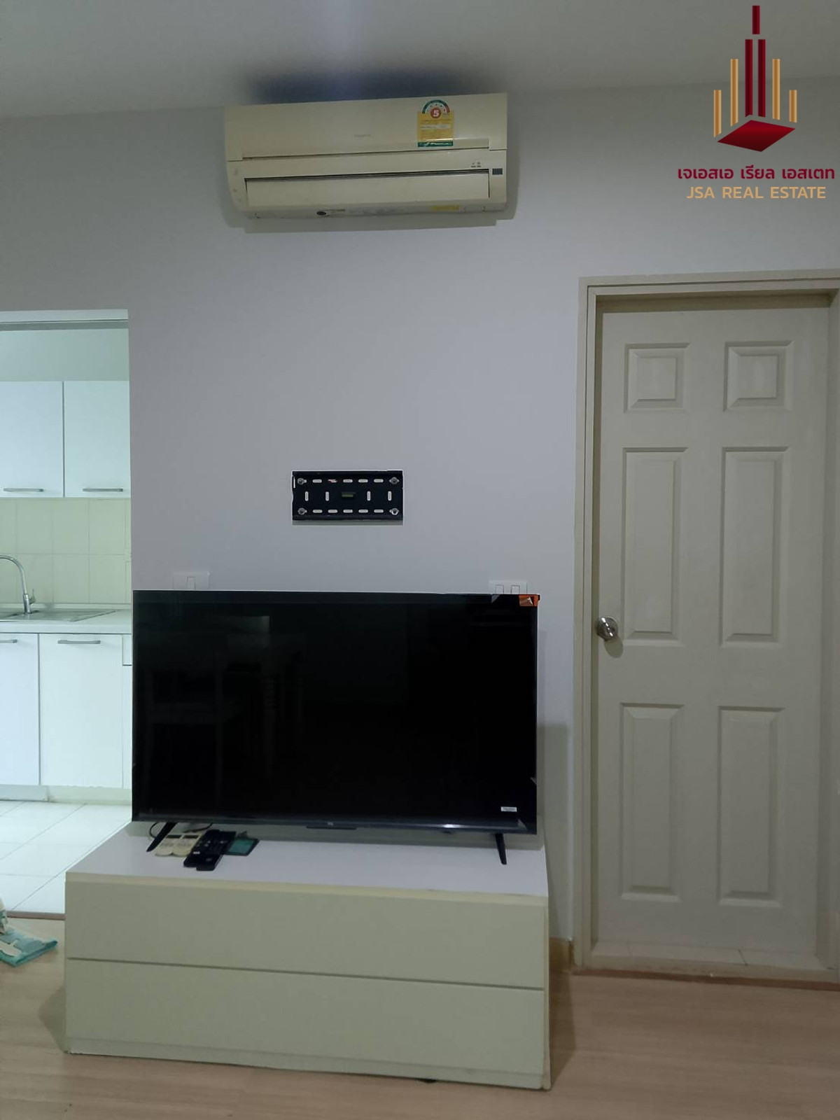 For SaleCondoSathorn, Narathiwat : ✨ For Sale: Life @ Sathorn 10 Condo ✨ 💰 Only 6,300,000 THB