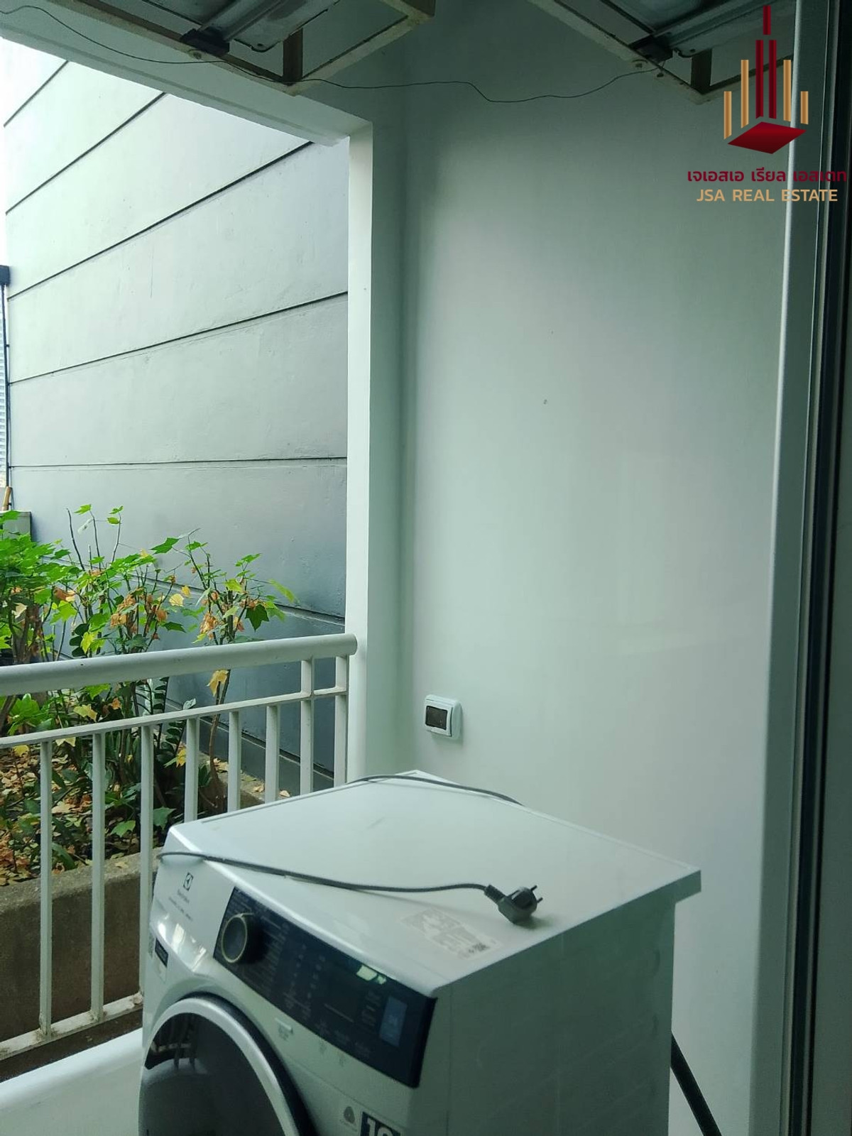 For SaleCondoSathorn, Narathiwat : ✨ For Sale: Life @ Sathorn 10 Condo ✨ 💰 Only 6,300,000 THB