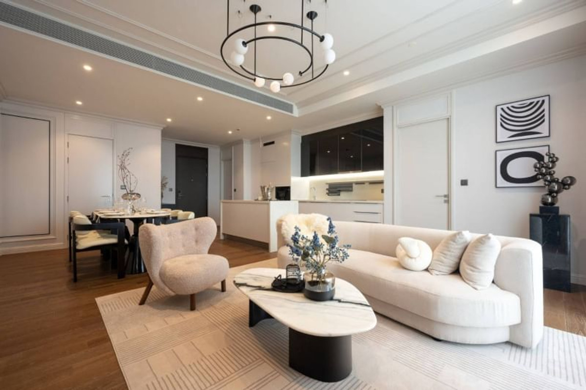 คอนโดวิทยุ ชิดลม หลังสวน : Rare 3 bed overlooking Lumphini Park - Muniq Langsuan - High floor unit, Ready to move in