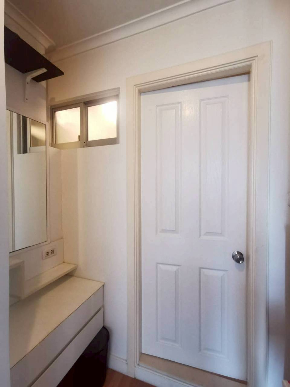 ให้เช่าคอนโดคลองเตย กล้วยน้ำไท : ✅ LPRK105 ✅ Line : @p2nproperty