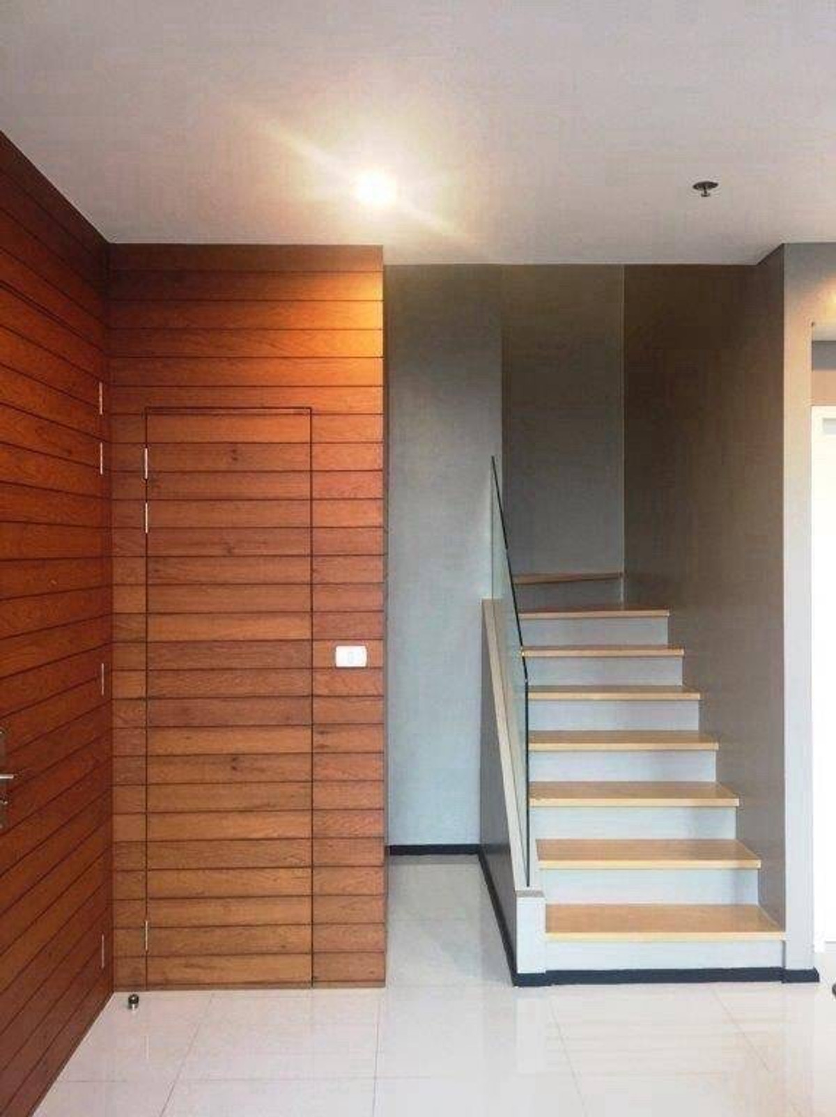 ขายคอนโดพระราม 9 เพชรบุรีตัดใหม่ RCA : ขาย Villa Asoke ☎️ 0912322009