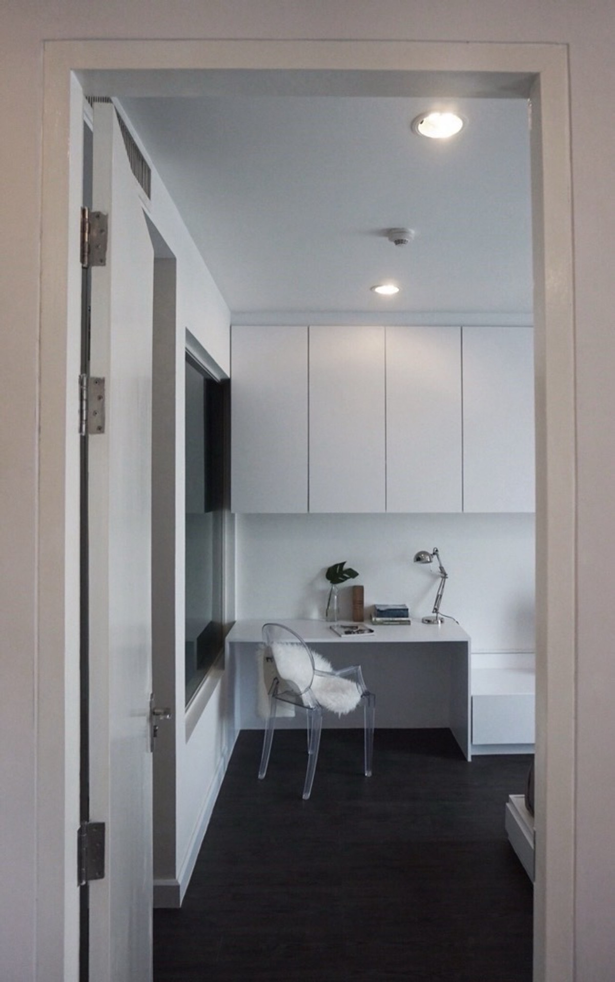 ให้เช่าคอนโดวิทยุ ชิดลม หลังสวน : The Address Chidlom 2b2b 72sqm 40k call 0886166564