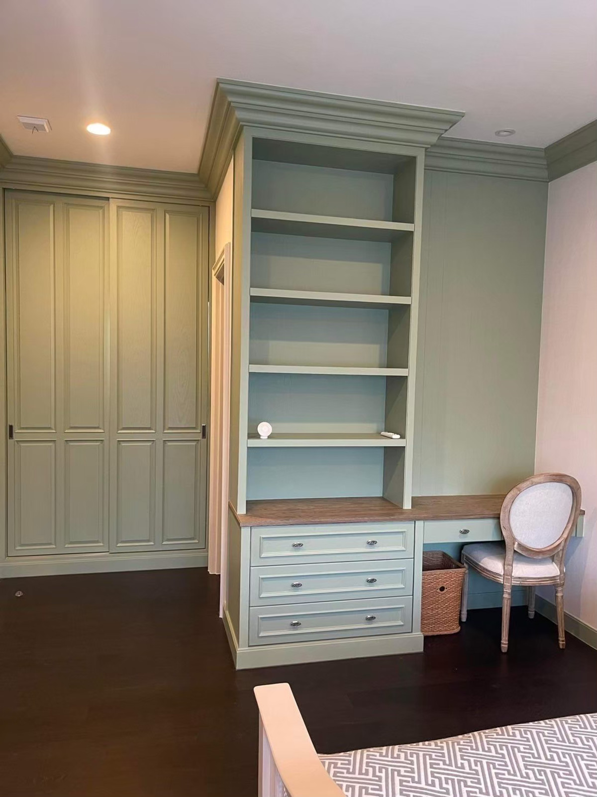 ขายบ้านพัฒนาการ ศรีนครินทร์ : ขายบ้านหรู โครงการ Setthasiri Krungthep Kreetha 2 (เศรษฐสิริ กรุงเทพกรีฑา 2) แปลงมุม ไซส์ใหญ่ ด้านหน้าไม่ติดใคร  บ้านเดี่ยว 2 ชั้น ขนาดที่ดิน 105 ตารางวา พื้นที่ใช้สอย 404 ตารางเมตร