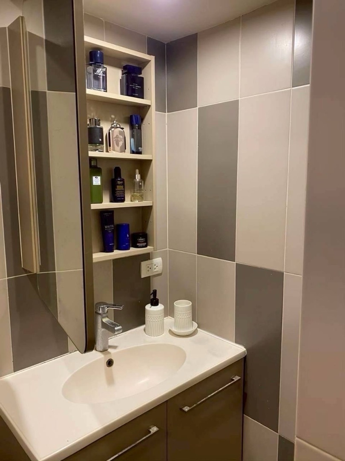 ให้เช่าคอนโดสะพานควาย จตุจักร : ให้เช่า Onyx Phahonyothin ☎️0912322009