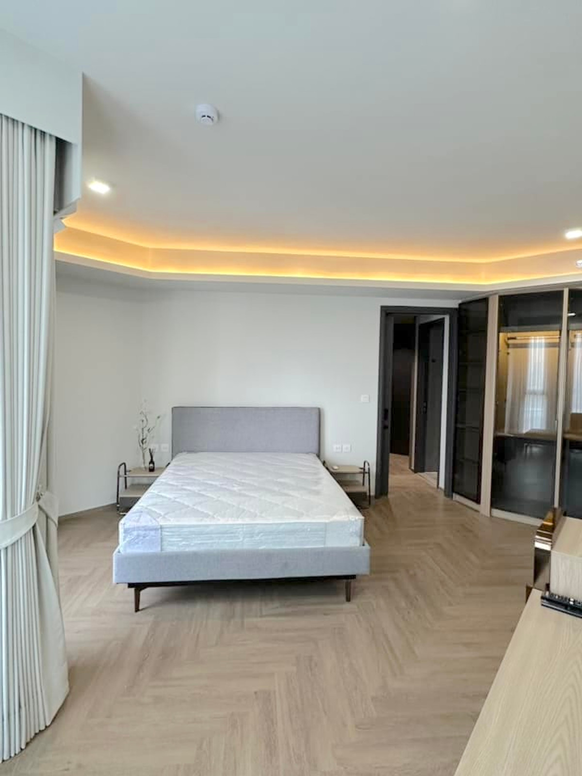 ขายคอนโดสยาม จุฬา สามย่าน : 🔥 ขายด่วน 🔥  ถูกมาก ห้องสวย วิวดี กว้าง น่าอยู่   Call : 0619824959 Line ID :  elegant.289